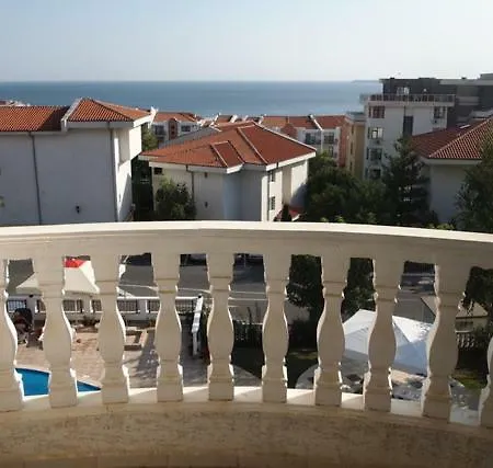 Private аpartament In Lazur 2 * سفيتي فلاس