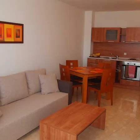 Private аpartament In Lazur 2 * سفيتي فلاس